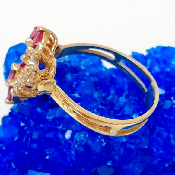 Heart 14k Yellow Gold Ring Diamond & Sapphires Ring 4 gram SZ -7 resizable - Picture 7 of 15